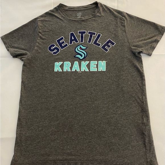 NHL Seattle Kraken short sleeve T-shirt - Size M - Picture 1 of 4